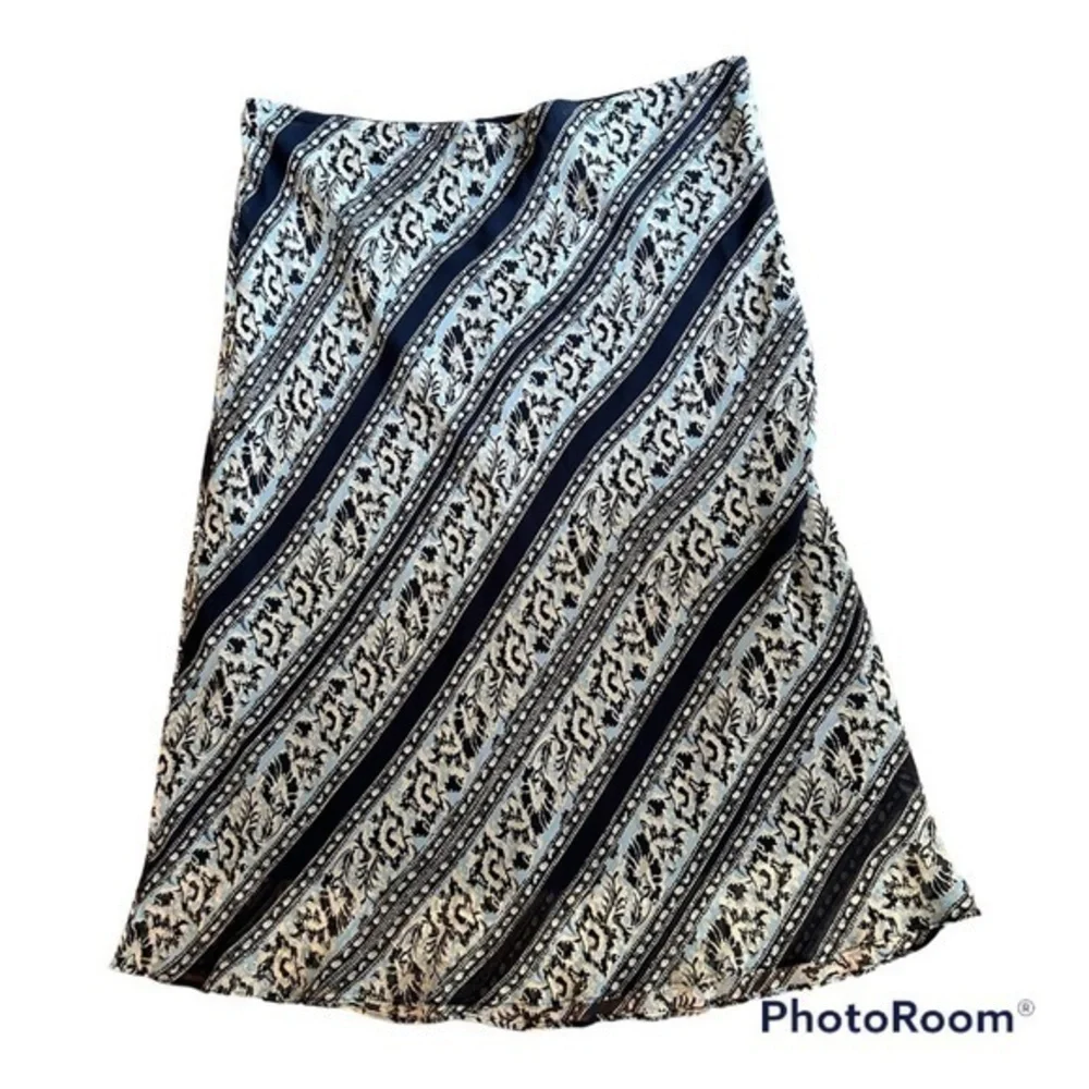 Dress Barn midi Skirt